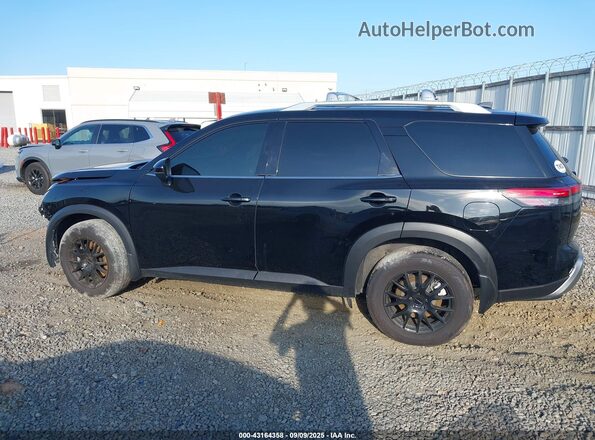 5N1DR3CC0RC207140 2024 NISSAN PATHFINDER Черный Панорамный вид салона 360°