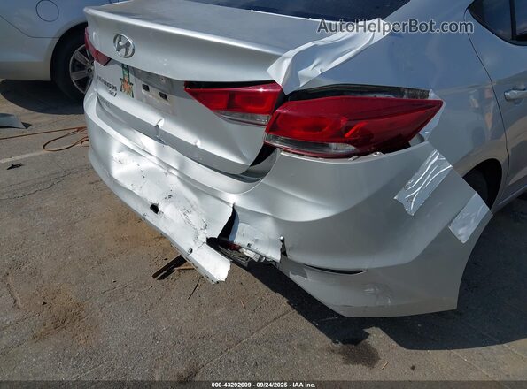 5NPD74LF7HH067844 2017 HYUNDAI ELANTRA Silver Вид спереду