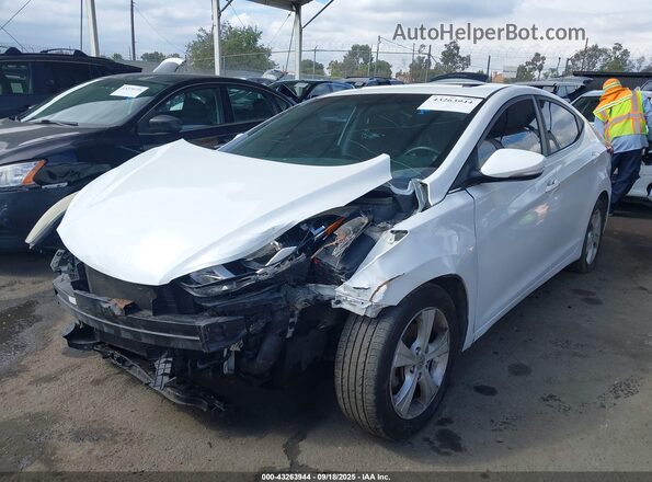 5NPDH4AE3GH713824 2016 HYUNDAI ELANTRA Белый Передняя левая четверть