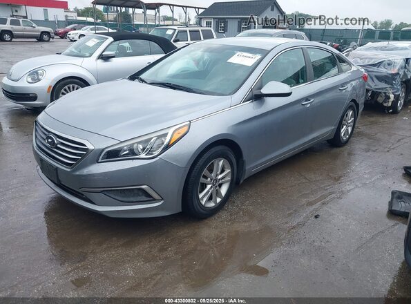 5NPE24AF2HH504462 2017 HYUNDAI SONATA Silver Передня ліва чверть