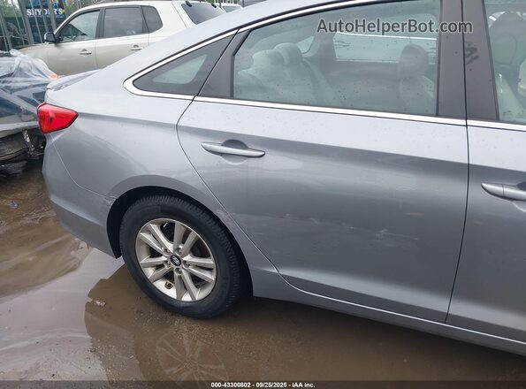 5NPE24AF2HH504462 2017 HYUNDAI SONATA Silver Вид спереду