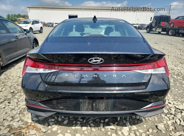 5NPLL4AG3MH021117 2021 HYUNDAI ELANTRA Black Rear view