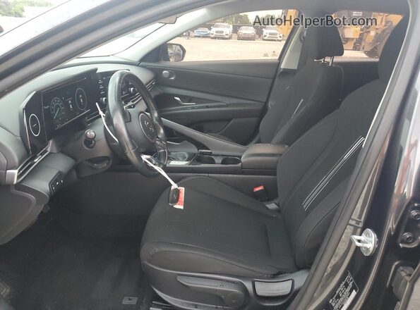 5NPLS4AG4MH028855 2021 HYUNDAI ELANTRA Gray Вид салону спереду