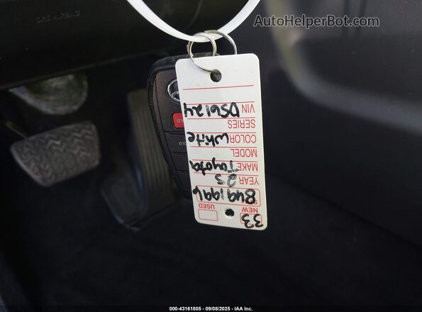 5TDACAB57SS056124 2025 TOYOTA HIGHLANDER HYBRID White Вид панелі приладів