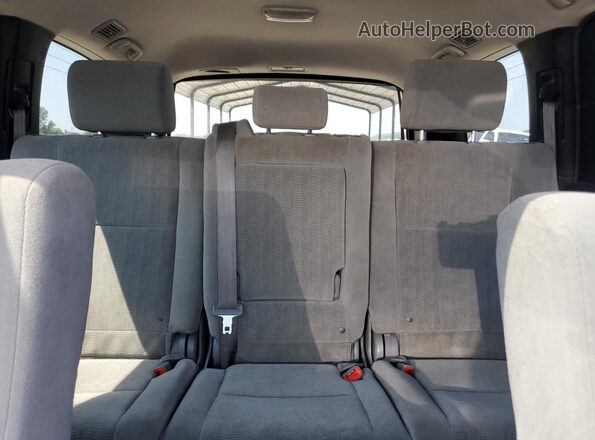 5TDBW5G12HS151675 2017 TOYOTA SEQUOIA Silver Vista de los asientos traseros
