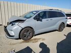 2024 Toyota Sienna Xse Gray vin: 5TDCSKFC0RS112828