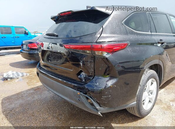 5TDCZRAHXMS063492 2021 TOYOTA HIGHLANDER Черный Вид спереди