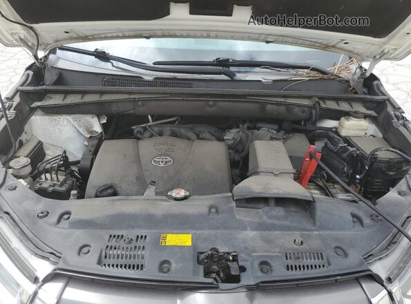 5TDDZRFH3JS843150 2018 TOYOTA LIMITED Белый Вид подкапотного пространства