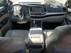 2018 Toyota Highlander Se Серый vin: 5TDJZRFH0JS497562