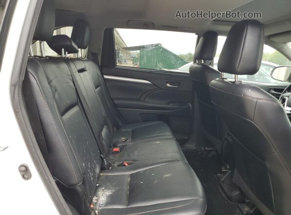 5TDJZRFH1JS816984 2018 TOYOTA HIGHLANDER White Vista interior trasera