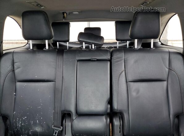 5TDJZRFH1JS816984 2018 TOYOTA HIGHLANDER White Vista de los asientos traseros