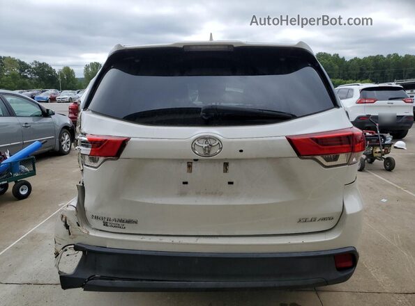 5TDJZRFH1JS816984 2018 TOYOTA HIGHLANDER White Vista trasera