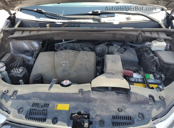 5TDJZRFH7JS830050 2018 TOYOTA HIGHLANDER Charcoal Engine compartment view