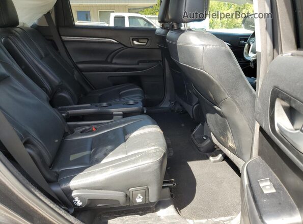 5TDJZRFH7JS899711 2018 TOYOTA HIGHLANDER Charcoal Vista interior trasera