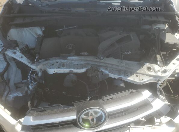 5TDJZRFH8JS801530 2018 TOYOTA HIGHLANDER White Engine compartment view