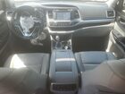 2018 Toyota Highlander Se White vin: 5TDJZRFH8JS801530