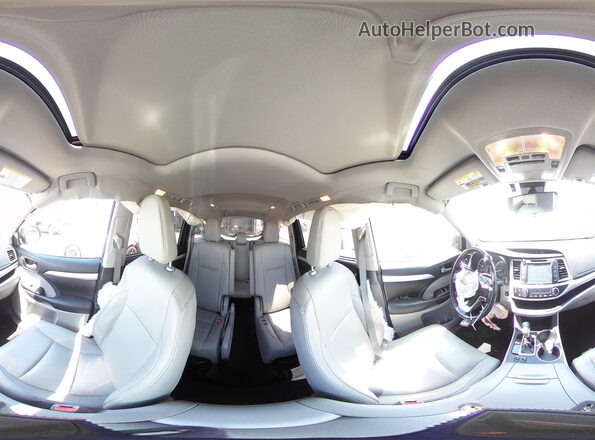 5TDJZRFH8JS801530 2018 TOYOTA HIGHLANDER White 