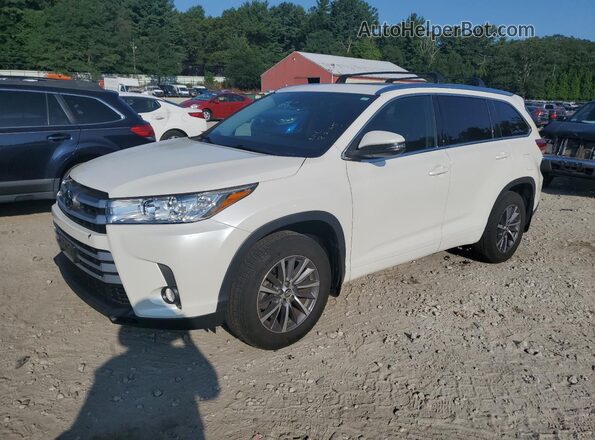 5TDJZRFH8JS888961 2018 TOYOTA HIGHLANDER White Front left