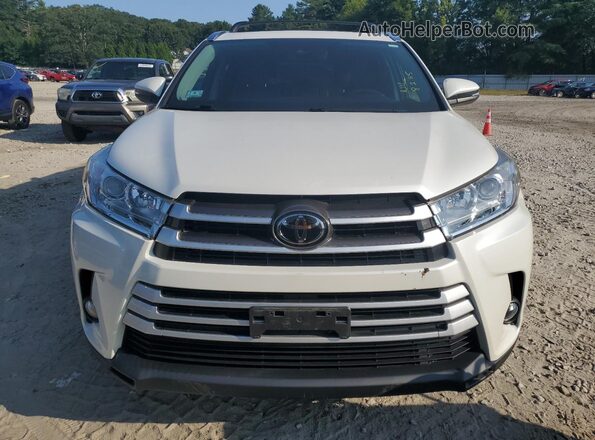 5TDJZRFH8JS888961 2018 TOYOTA HIGHLANDER White Front view