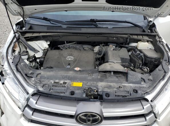 5TDJZRFH9JS493025 2018 TOYOTA HIGHLANDER White Widok komory silnika