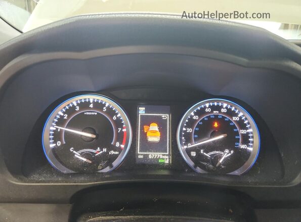 5TDJZRFH9JS525987 2018 TOYOTA HIGHLANDER White Vista del cuadro de instrumentos