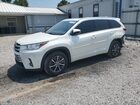 2018 Toyota Highlander Se White vin: 5TDKZRFH3JS244563