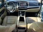 2018 Toyota Highlander Se White vin: 5TDKZRFH6JS527426