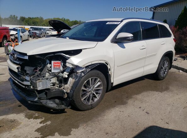5TDKZRFH6JS538961 2018 TOYOTA HIGHLANDER Белый Передняя левая четверть