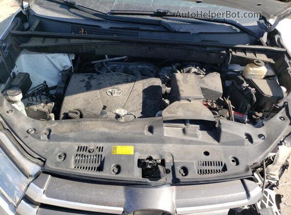 5TDKZRFH6JS538961 2018 TOYOTA HIGHLANDER Белый Вид подкапотного пространства