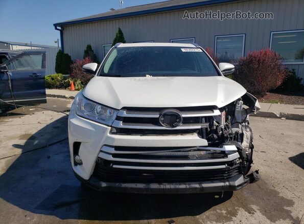 5TDKZRFH6JS538961 2018 TOYOTA HIGHLANDER Белый Вид спереди