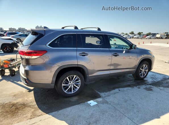 5TDKZRFH7JS530870 2018 TOYOTA HIGHLANDER Gray Rear right