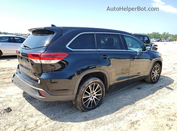 5TDKZRFH8JS528139 2018 TOYOTA HIGHLANDER Black Rear right