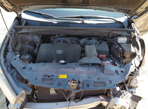 5TDKZRFH8JS528139 2018 TOYOTA HIGHLANDER Black Engine compartment view