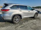 2018 Toyota Highlander Se Silver vin: 5TDKZRFH8JS532742