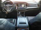 2018 Toyota Highlander Se Tan vin: 5TDKZRFH9JS245345