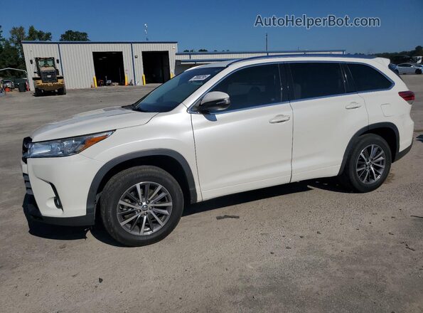 5TDKZRFHXJS546528 2018 TOYOTA HIGHLANDER White Front left