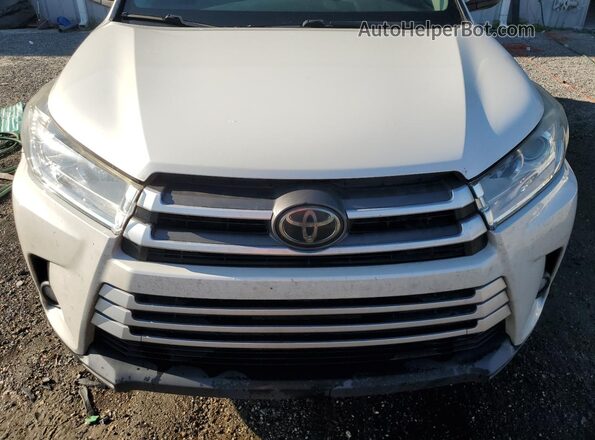 5TDKZRFHXJS547033 2018 TOYOTA HIGHLANDER White Engine compartment view
