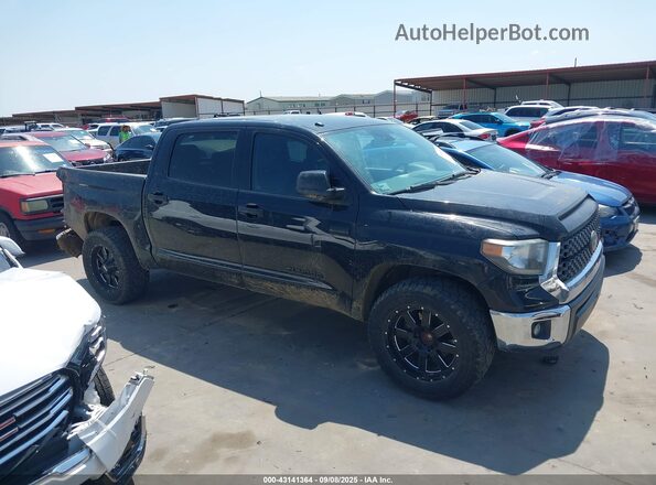 5TFEY5F11JX229873 2018 TOYOTA TUNDRA Black უკანა სალონის ხედი