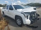 2025 Toyota Tundra Crewmax Sr Белый vin: 5TFKB5DB3SX309631