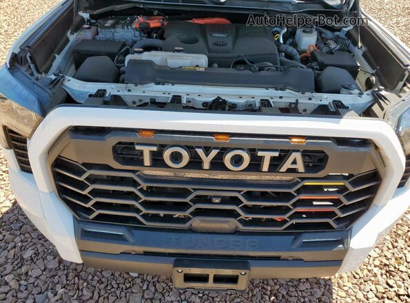 5TFPC5DB5PX024438 2023 TOYOTA LIMITED White Widok wnętrza z tyłu
