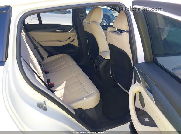 5UX33DT07S9019942 2025 BMW X4 Белый Вид наклейки с VIN-кодом