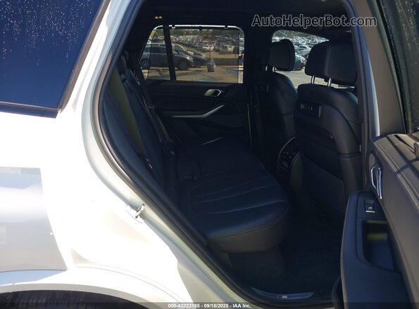5UXCR6C04LLL76123 2020 BMW X5 Белый Вид наклейки с VIN-кодом