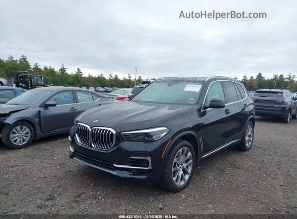 5UXCR6C05P9R78824 2023 BMW X5 Черный Передняя левая четверть