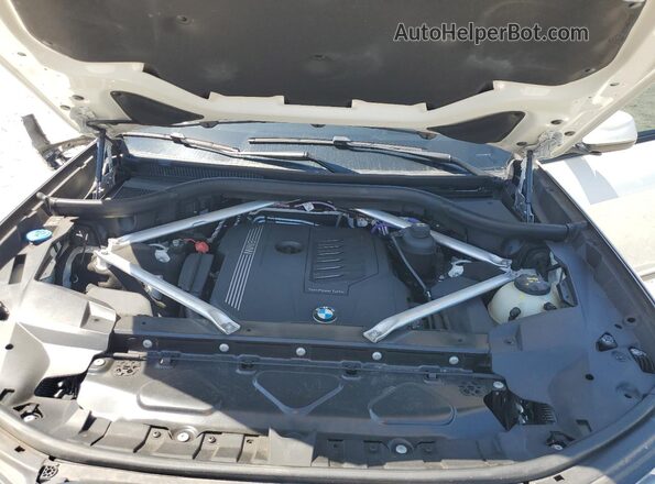 5UXCW2C05M9H35045 2021 BMW X7 Белый Вид подкапотного пространства