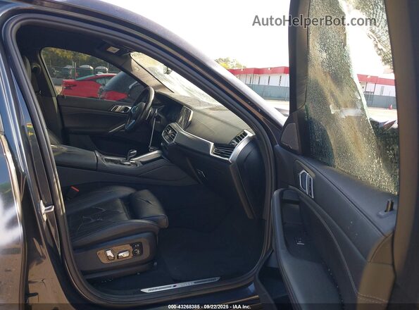 5UXCY8C08L9B41920 2020 BMW X6 Серый Вид салона спереди