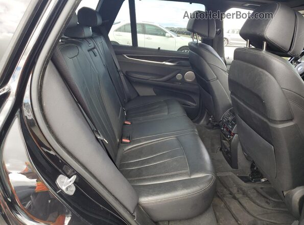 5UXKT0C58J0W03396 2018 BMW X5 Черный Вид задней части салона