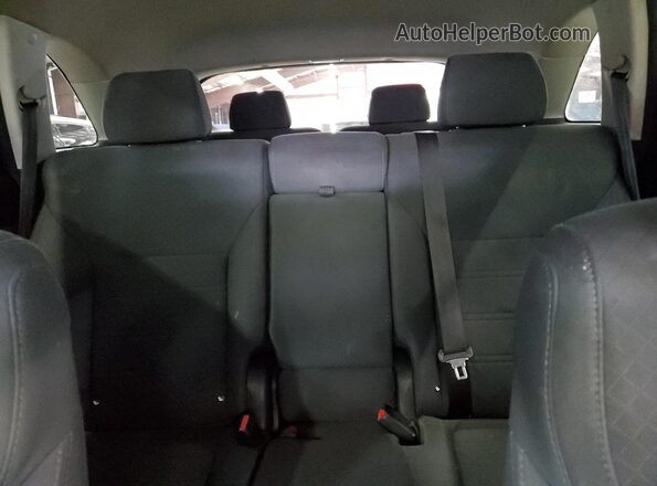 5XYPGDA32JG344208 2018 KIA SORENTO Белый Вид задних сидений