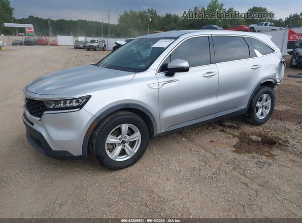 5XYRG4LC3MG068342 2021 KIA SORENTO Серебряный Передняя левая четверть
