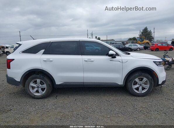 5XYRGDLC7PG241610 2023 KIA SORENTO Белый Вид задней части салона