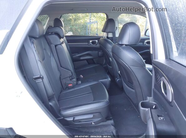 5XYRLDLCXMG031526 2021 KIA SORENTO White VIN sticker view